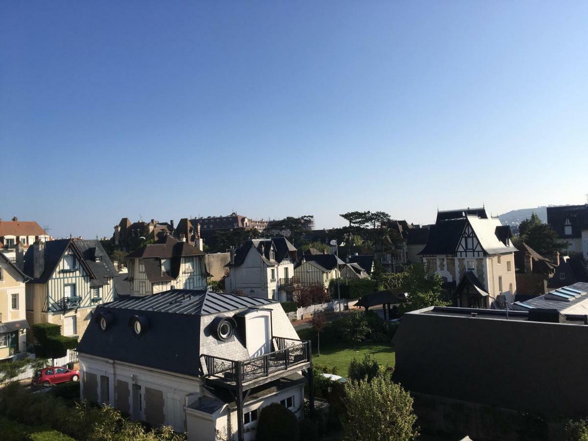 Apartmán L'Atelier Des Planches Deauville Exteriér fotografie